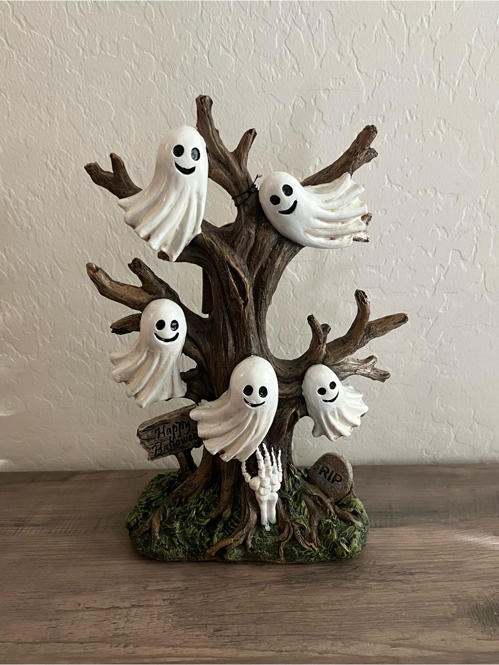 Spooky Haunted Ghost Tree in Graveyard Resin Halloween Decor